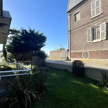 La Maison Bleu Hotel apartamentowy *