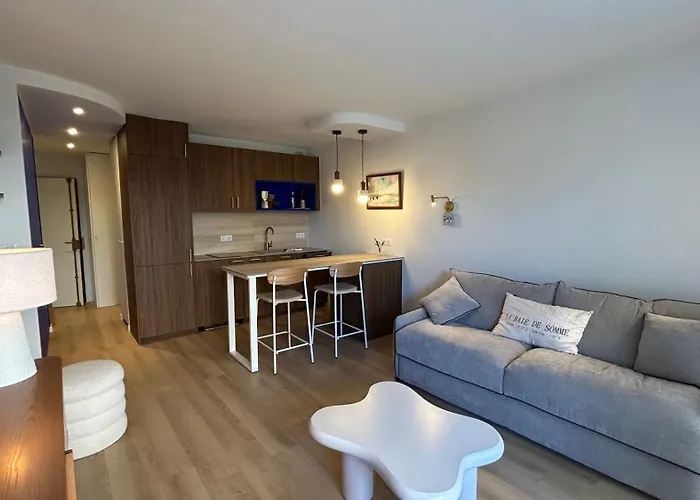 La Maison Bleu Aparthotel *